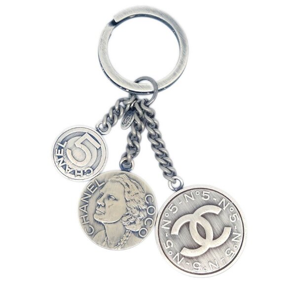 Chanel Silver Medallion Key Holder Small Good 08A 195724 - Picture 1 of 4